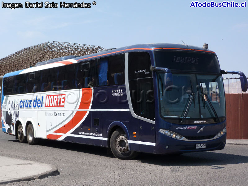 Comil Campione 3.65 / Volvo B-12R / Cruz del Norte