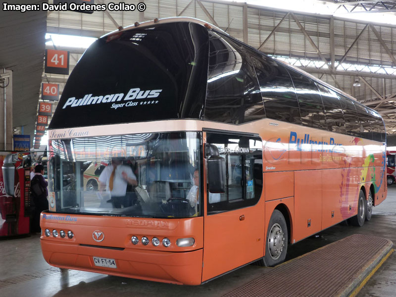 Young Man SpaceLiner JNP6137F / Pullman Bus