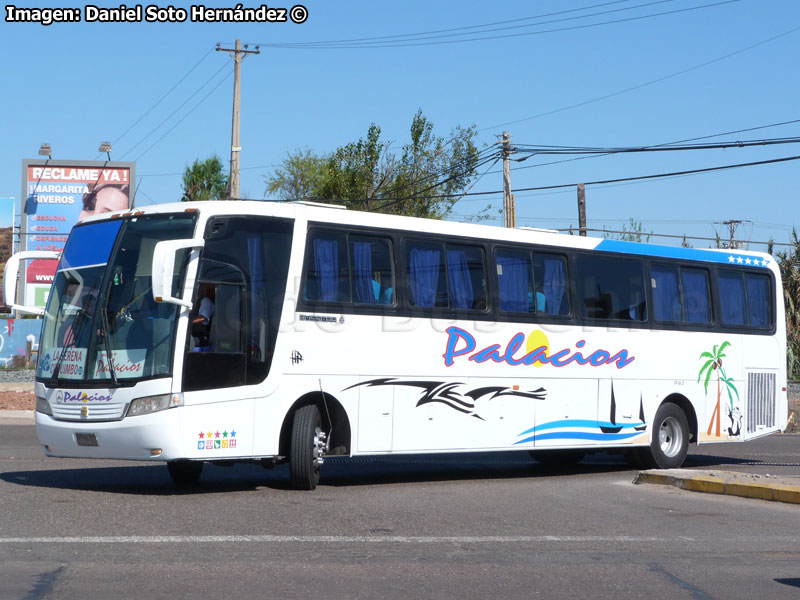 Busscar Vissta Buss LO / Mercedes Benz O-400RSE / Buses Palacios