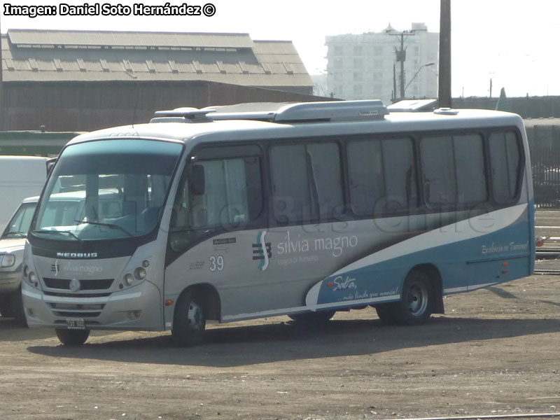 Neobus Thunder + / Mercedes Benz LO-915 / Turismo Silvia Magno (Salta, Argentina)