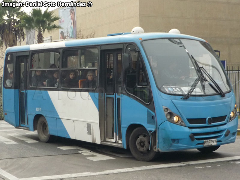 Neobus Thunder + / Mercedes Benz LO-915 / Servicio Alimentador E-14