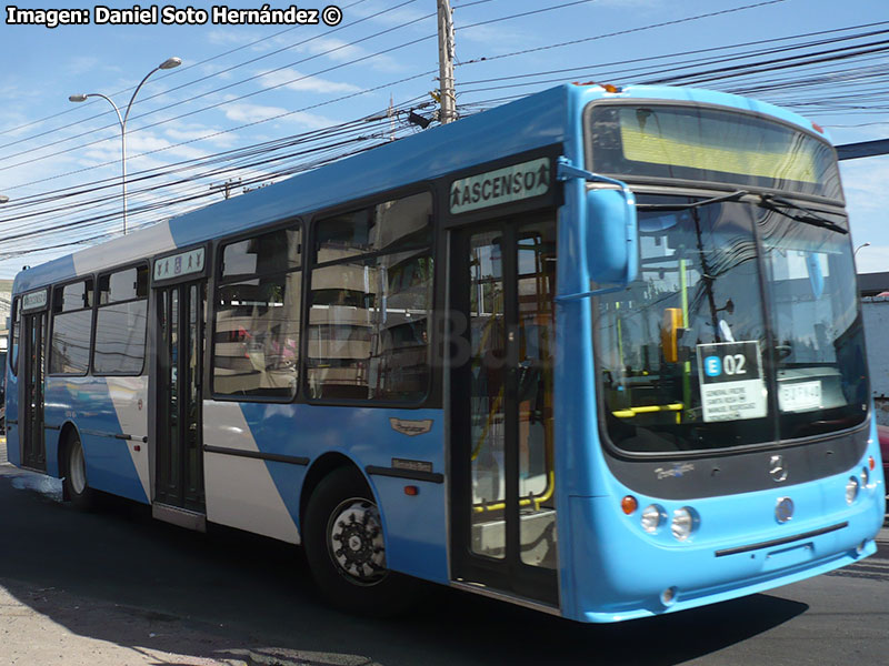 Metalpar Tronador / Mercedes Benz O-500U-1725 / Servicio Alimentador E-02