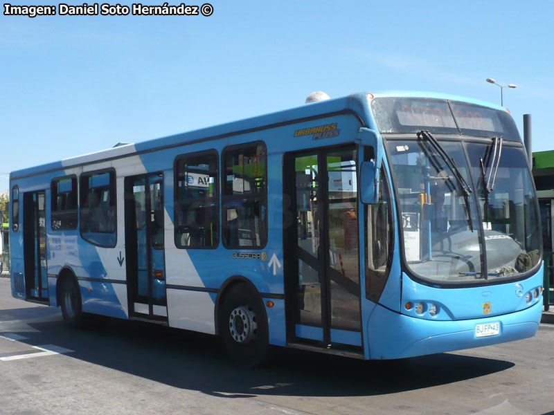 Busscar Urbanuss Pluss / Mercedes Benz O-500U-1725 / Servicio Alimentador E-01