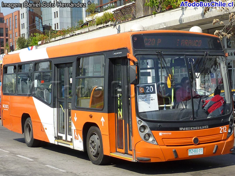 Neobus Mega / Mercedes Benz OH-1115L-SB / Servicio Alimentador C-20