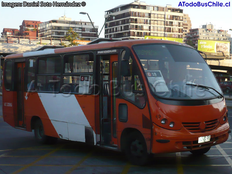 Neobus Thunder + / Mercedes Benz LO-915 / Servicio Alimentador C-18