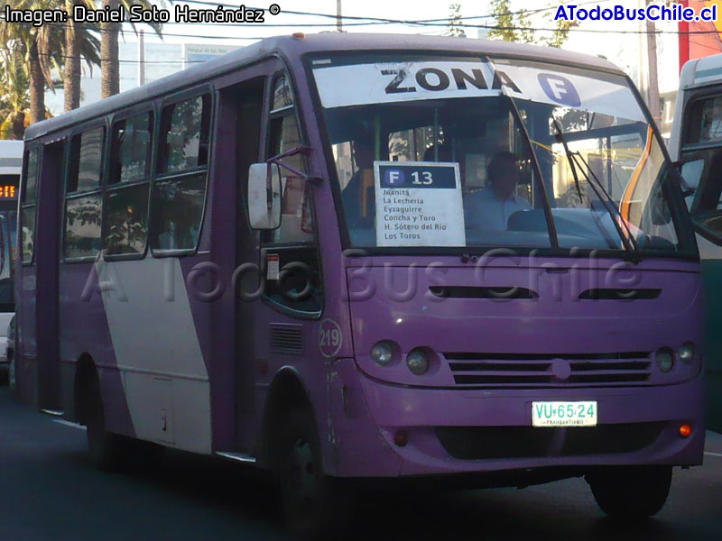 Induscar Caio Piccolo / Mercedes Benz LO-915 / Servicio Alimentador F-13