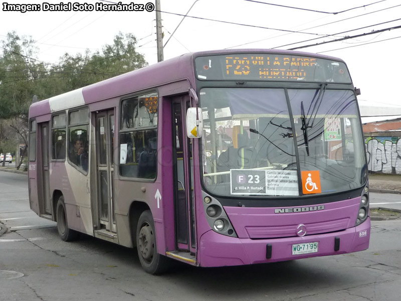 Neobus Mega / Mercedes Benz OH-1115L-SB / Servicio Alimentador F-23