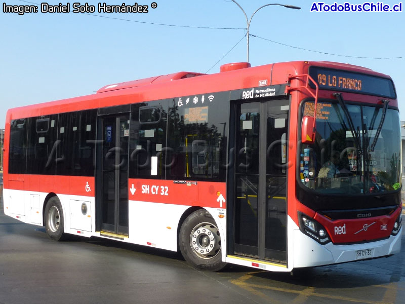 Induscar Caio Mondego II / Volvo B-8R-LE Euro6 / Servicio Alimentador B-09