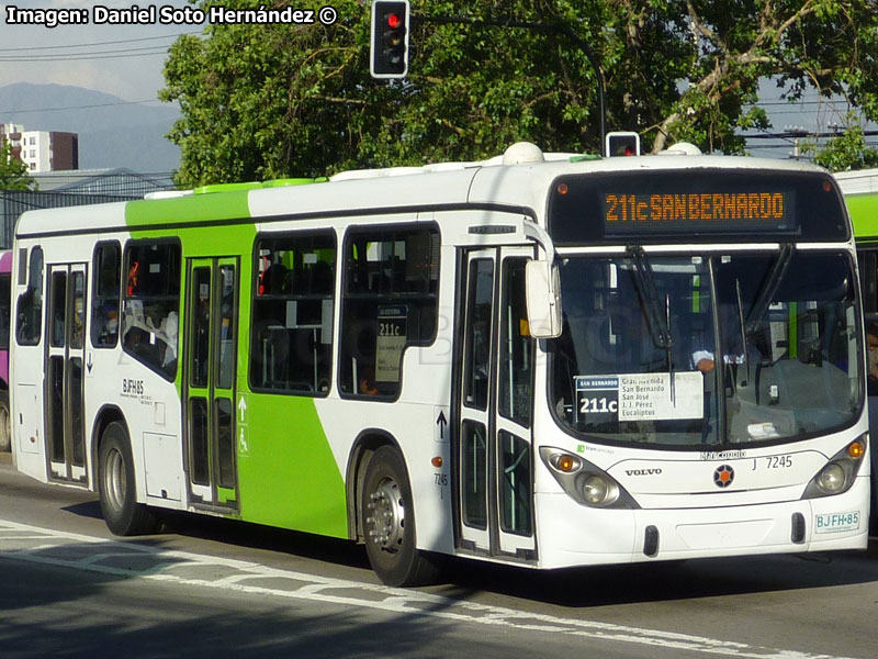 Marcopolo Gran Viale / Volvo B-7R-LE / Servicio Troncal 211c