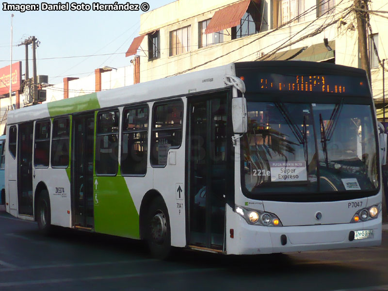 Induscar Caio Mondego L / Volvo B-7R-LE / Servicio Troncal 221e