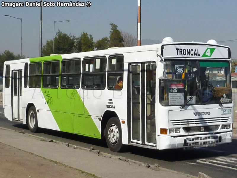 Busscar Urbanus / Volvo B-10M / Servicio Troncal 425