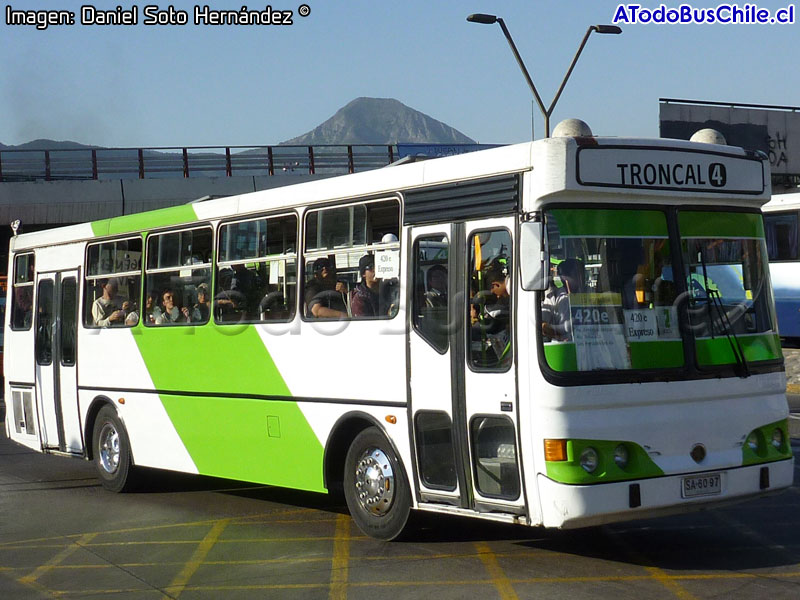 Metalpar Petrohué 2000 / Mercedes Benz OH-1420 / Servicio Troncal 420e