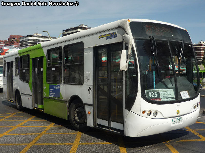 Busscar Urbanuss Pluss / Volvo B-7R-LE / Servicio Troncal 425