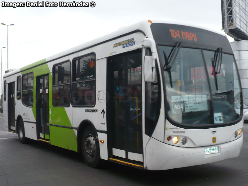 Busscar Urbanuss Pluss / Volvo B-7R-LE / Servicio Troncal 404