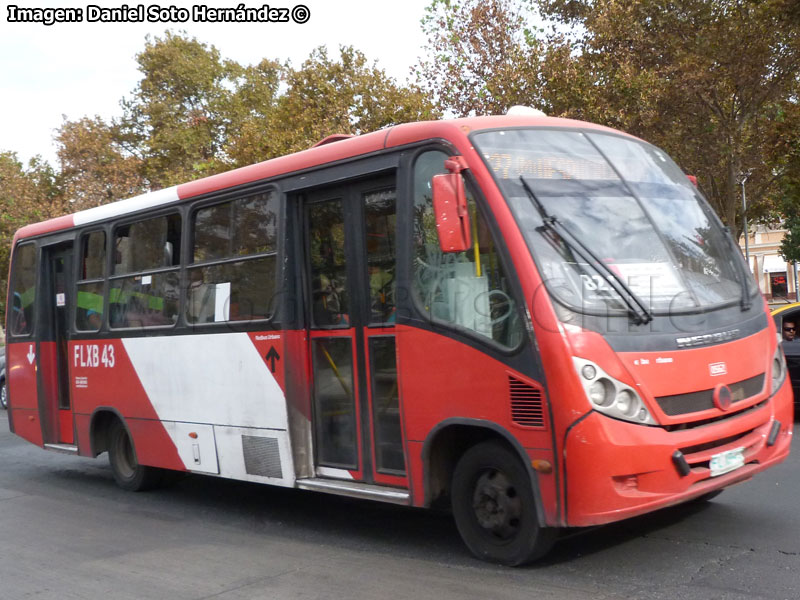 Neobus Thunder + / Mercedes Benz LO-915 / Servicio Alimentador B-27