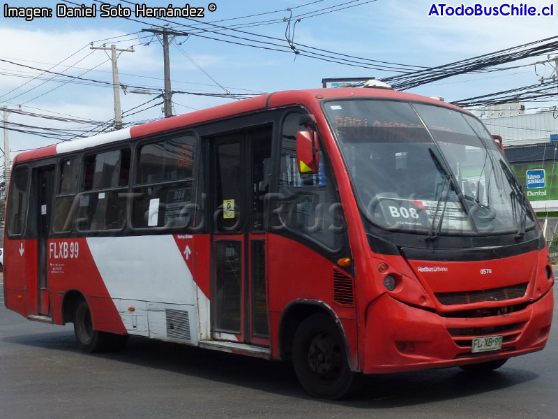 Neobus Thunder + / Mercedes Benz LO-915 / Servicio Alimentador B-08