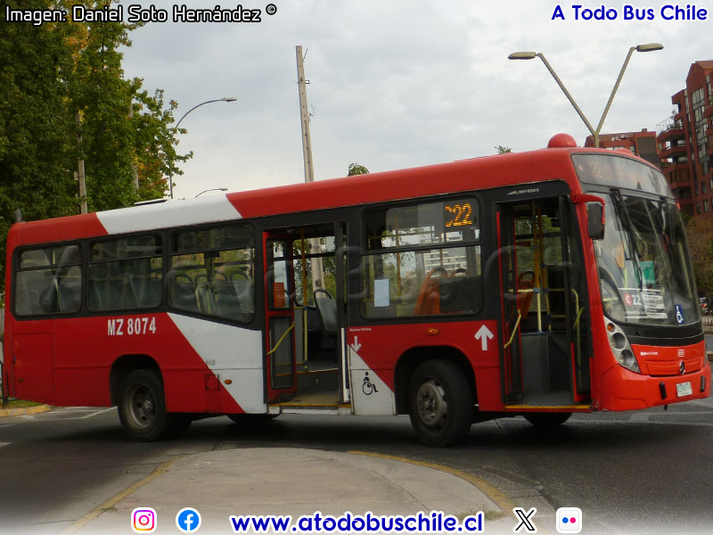 Neobus Mega / Mercedes Benz OH-1115L-SB / Servicio Alimentador C-22