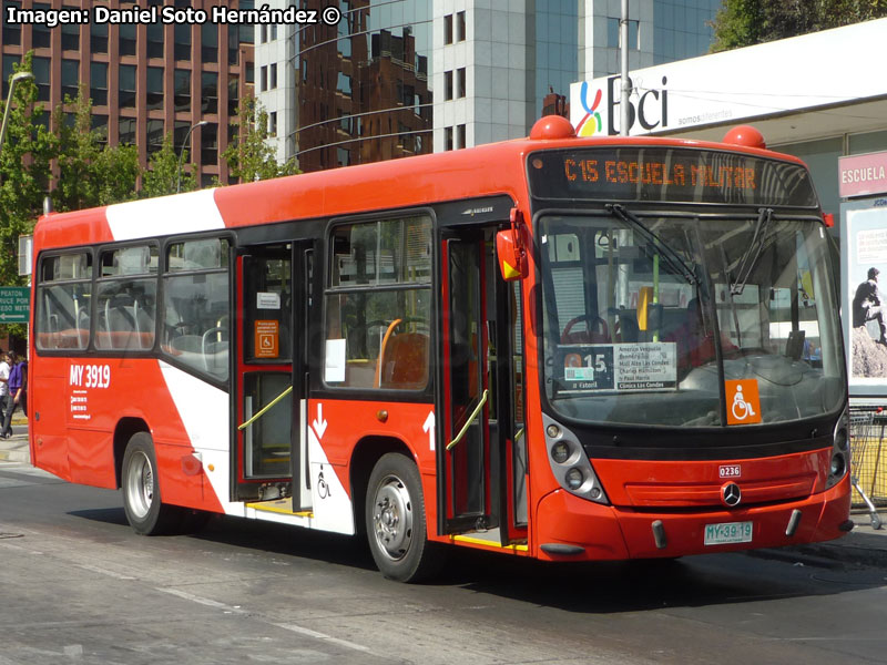 Neobus Mega / Mercedes Benz OH-1115L-SB / Servicio Alimentador C-15