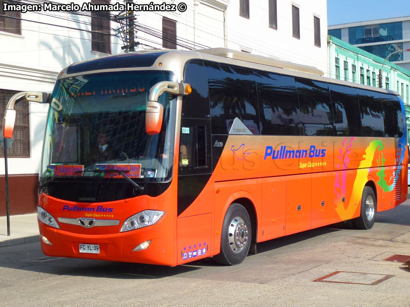 Daewoo Bus A-120 / Pullman Bus Lago Peñuelas