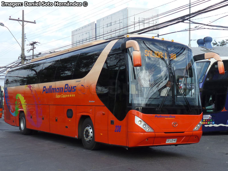 Young Man Starliner JNP6120T / Pullman Bus Costa Central S.A.