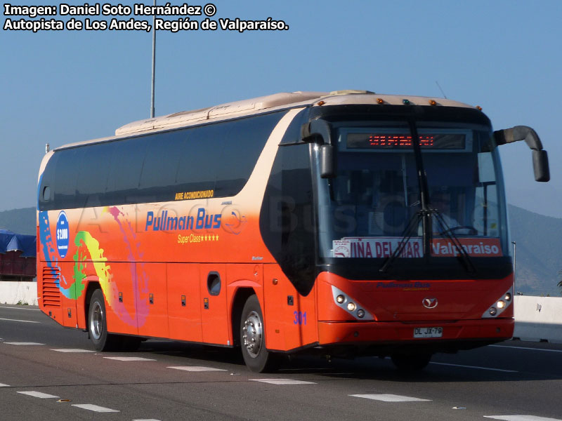 Young Man Starliner JNP6120M / Pullman Bus Costa Central S.A.