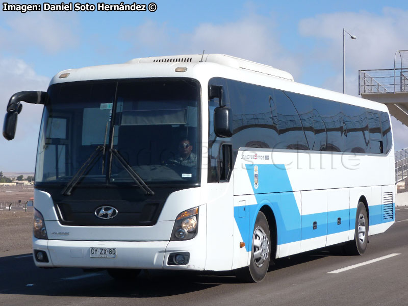 Hyundai Universe Space Luxury / Fuerza Aérea de Chile (V Brigada Aérea)