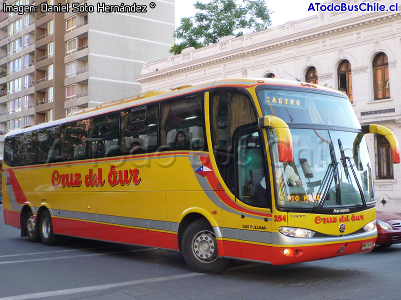 Marcopolo Paradiso G6 1200 / Volvo B-12R / Cruz del Sur