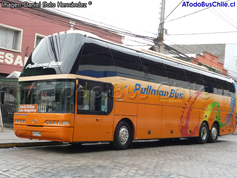 Young Man JNP6137F Spaceliner / Pullman Bus