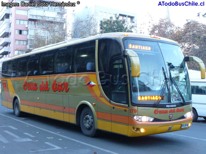 Marcopolo Viaggio G6 1050 / Volvo B-9R / Cruz del Sur