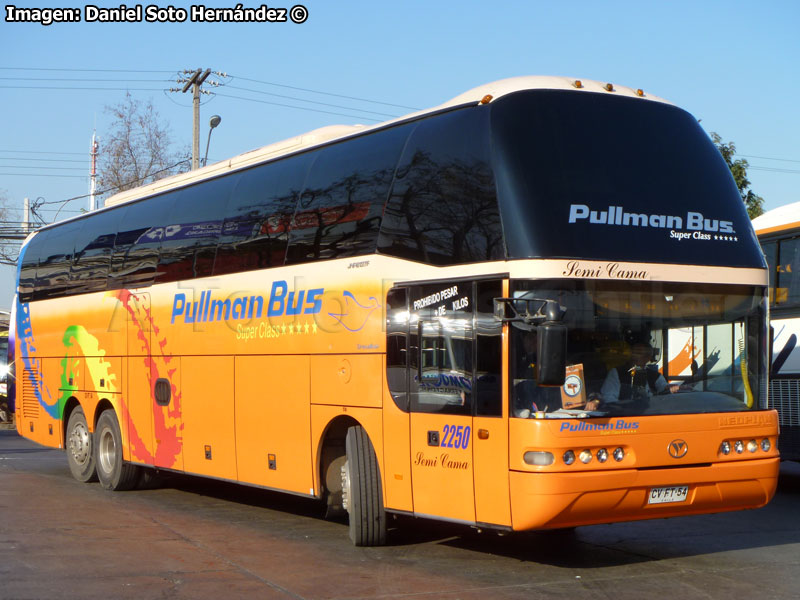 Young Man Spaceliner JNP6137F / Pullman Bus