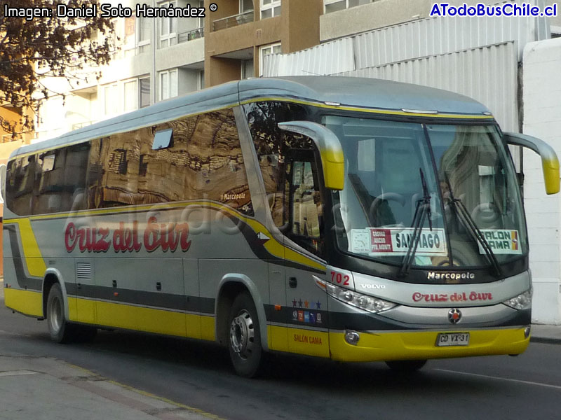 Marcopolo Paradiso G7 1050 / Volvo B-9R / Cruz del Sur