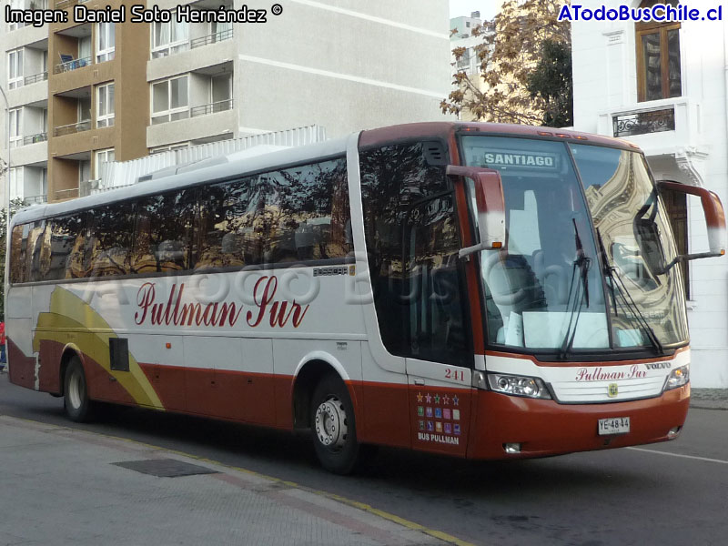 Busscar Vissta Buss LO / Volvo B-12R / Pullman Sur