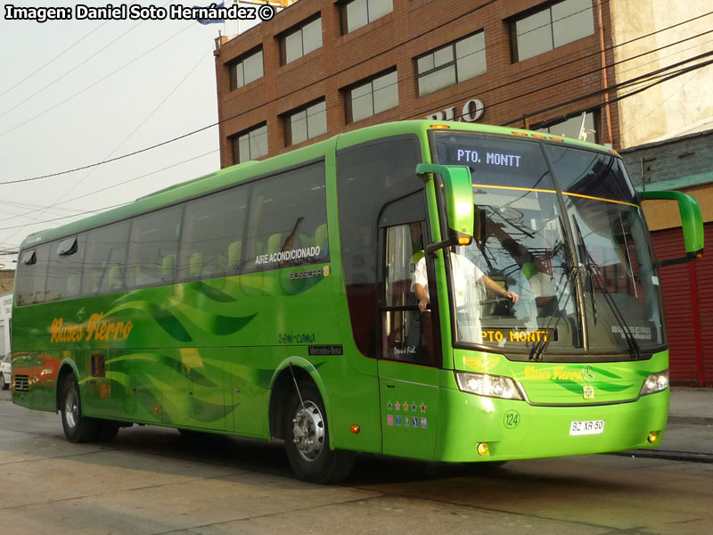 Busscar Vissta Buss LO / Mercedes Benz O-500R-1830 / Buses Fierro