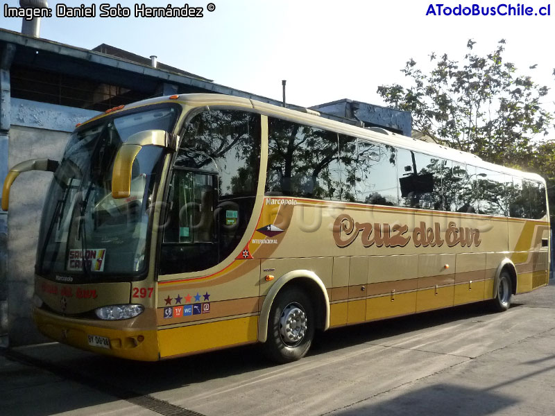 Marcopolo Viaggio G6 1050 / Volvo B-9R / Cruz del Sur