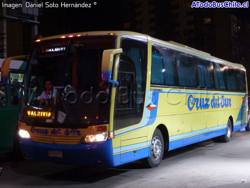 Busscar Vissta Buss LO / Volvo B-12R / Cruz del Sur