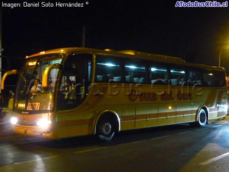 Marcopolo Viaggio G6 1050 / Volvo B-9R / Cruz del Sur