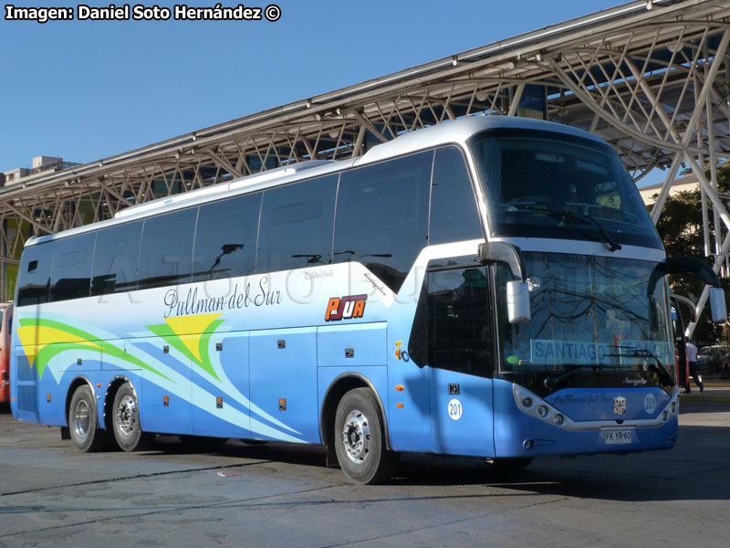 Zhong Tong Navigator LCK6137H Half Deck / Pullman del Sur