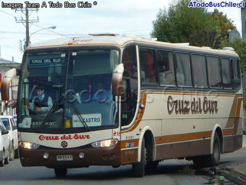 Marcopolo Viaggio G6 1050 / Mercedes Benz O-400RSE / Cruz del Sur