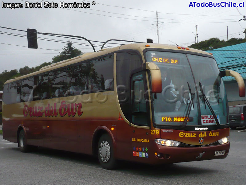 Marcopolo Viaggio G6 1050 / Volvo B-9R / Cruz del Sur