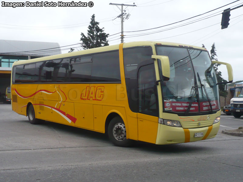 Busscar Vissta Buss LO / Mercedes Benz O-400RSE / Buses JAC