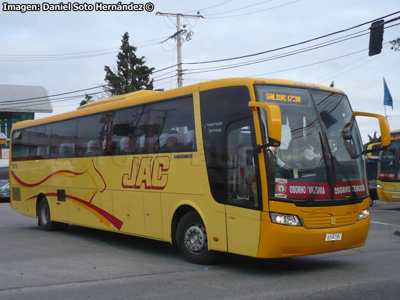 Busscar Vissta Buss LO / Mercedes Benz O-400RSL / Buses JAC