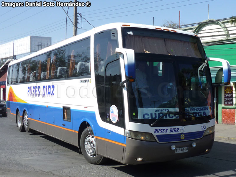 Busscar Jum Buss 360 / Mercedes Benz O-400RSD / Buses Díaz