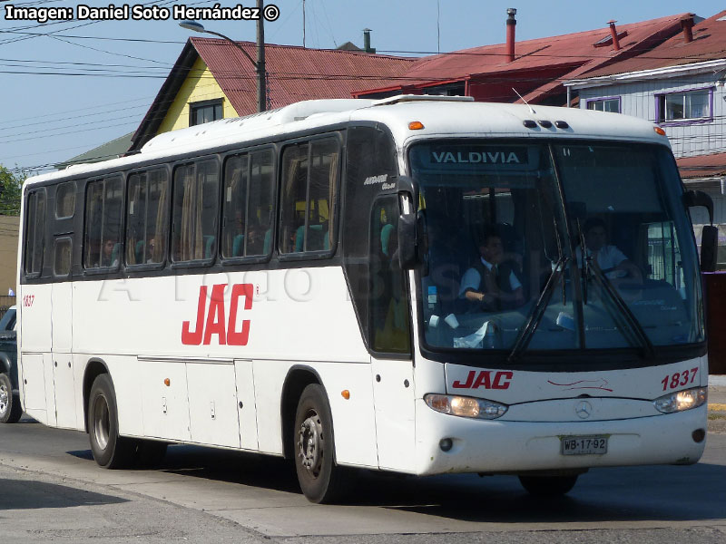 Marcopolo Andare Class 850 / Mercedes Benz OH-1628L / Buses JAC