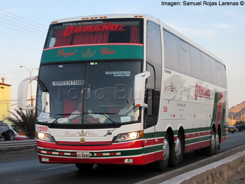 Busscar Jum Buss 400 / Volvo B-12R 8x2 / Expreso Internacional Ormeño (Perú)