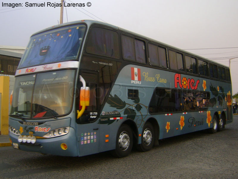 Busscar Panorâmico DD / Volvo B-12B 8x2  / Transportes Flores Hnos. (Perú)