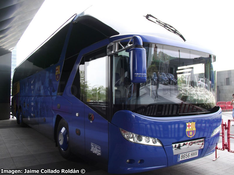 Neoplan StarlinerEuro5 / Autopullman Padrós - Transporte Oficial F.C. Barcelona (España)