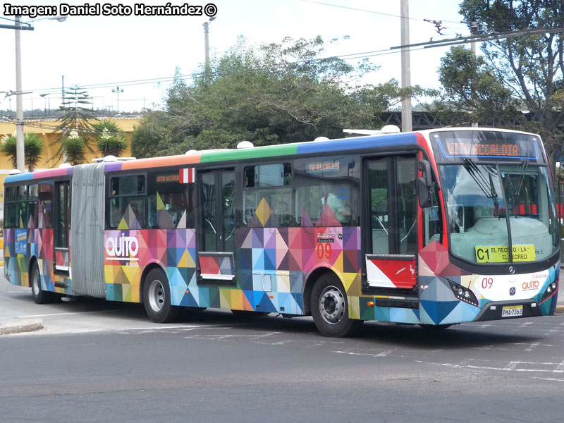 Busscar Urbanuss Pluss / Mercedes Benz O-500MA-2836 / Línea C-1 El Recreo Rotativo (Quito - Ecuador)