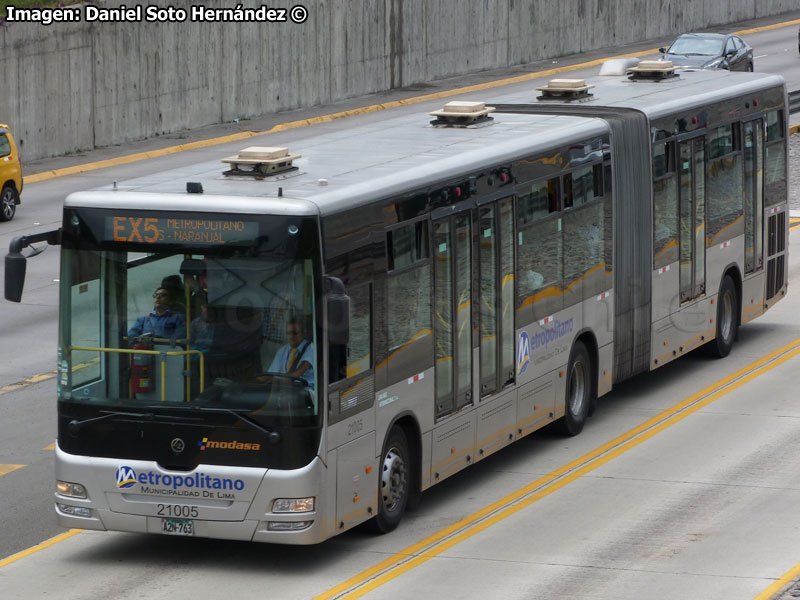 Bonluck Bus JXK6181 / Modasa / Línea EX-5 Naranjal - Plaza Flores BRT Metropolitano de Lima (Perú)