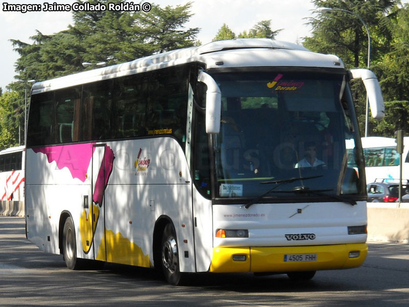 Noge Touring I 3.90 / Volvo B-12B / Autocares Jiménez Dorado (España)