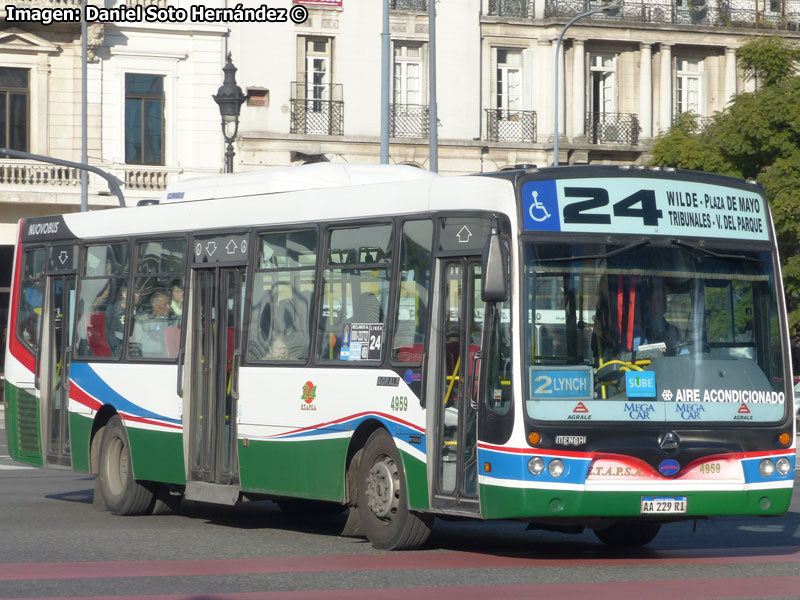 NuovoBus Menghi / Agrale MT-17.0LE Euro5 / Línea N° 24 Wilde - Villa del Parque (Buenos Aires - Argentina)